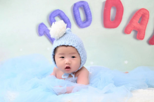 钦州宝宝尿少尿黄怎么回事 钦州宝宝尿少尿黄怎么回事